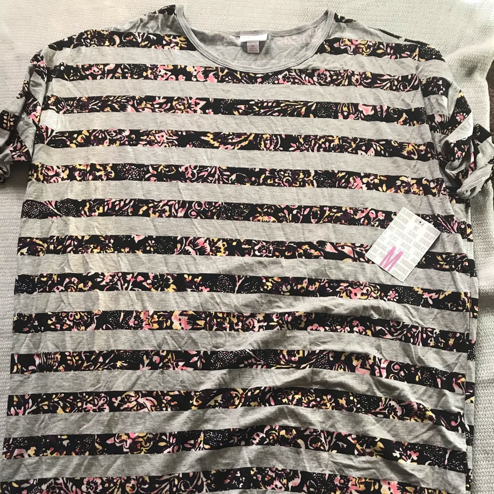 BNWT Lularoe Irma top ghost stripes floral size M